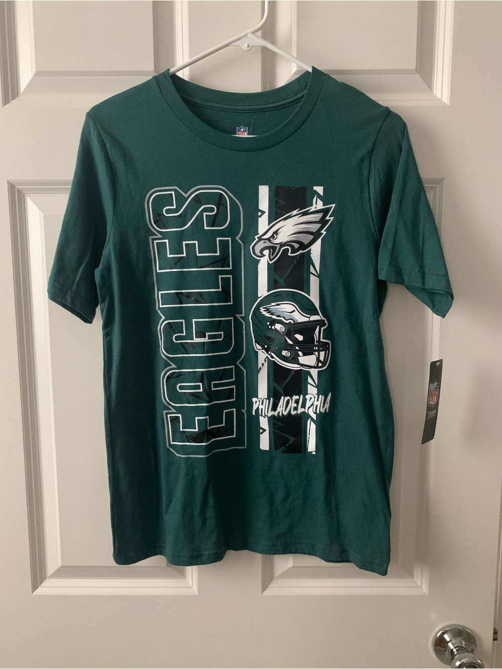 Philadelphia Eagles Kids Green Graphic Tee
